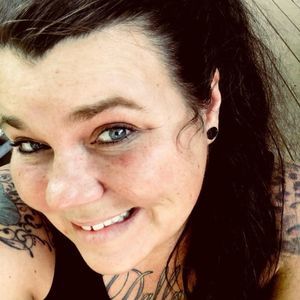 Meet your Posher, Toni